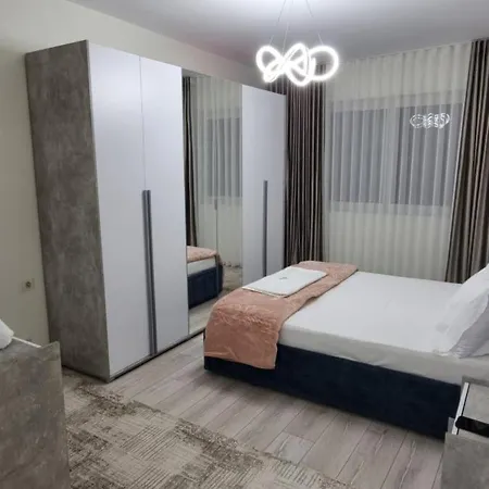 Fantastic 8th Floor Apartment